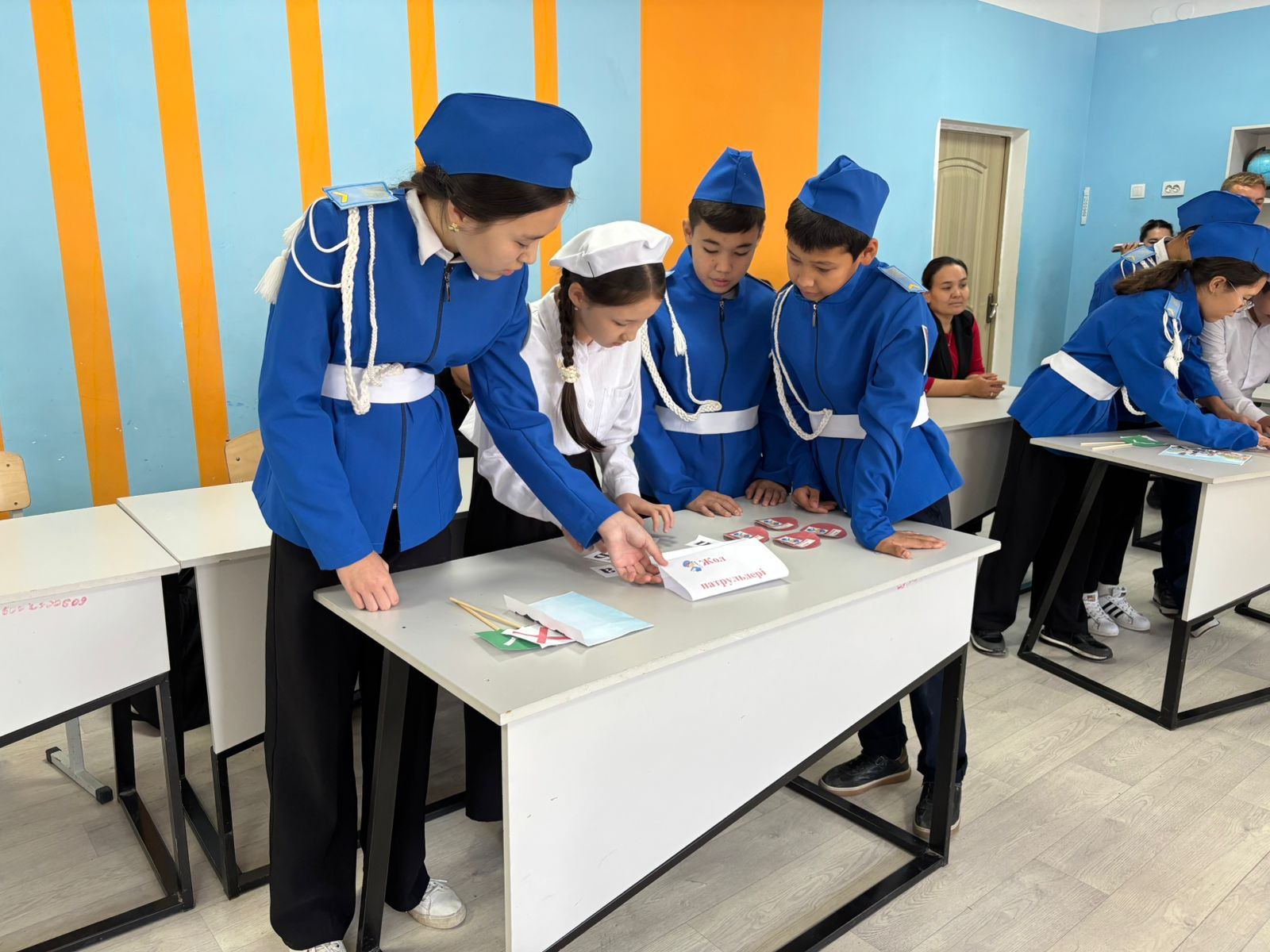 Ақтауда жас жол инспекторлары “Қауіпсіз жол” квестіне қатысты