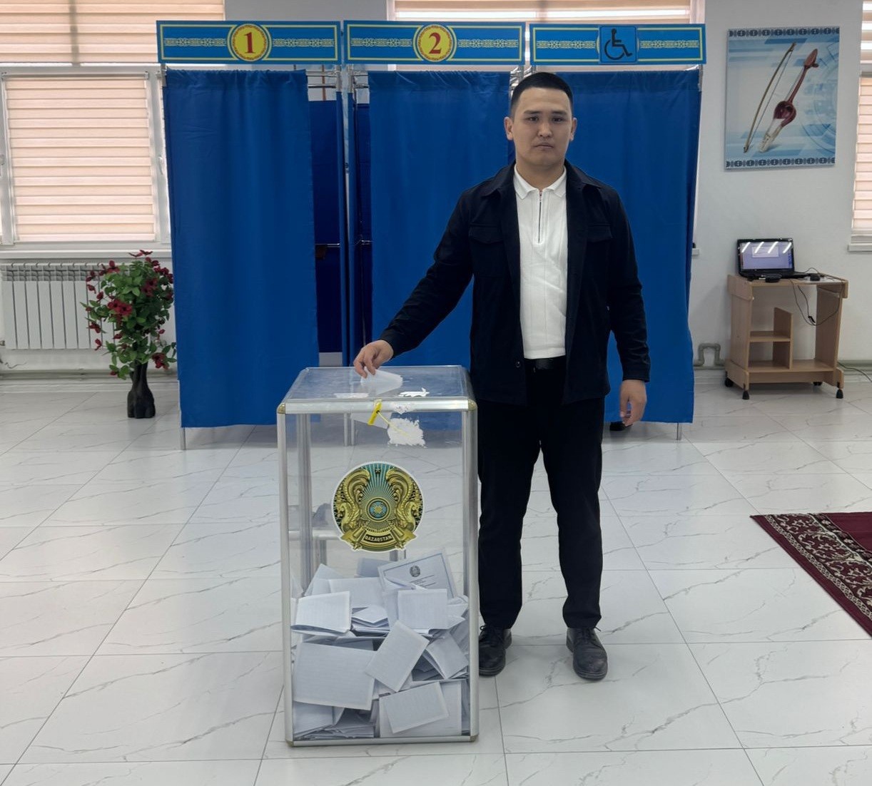 Қазақстандағы ең жас ауыл әкімі референдумда өз таңдауын жасады