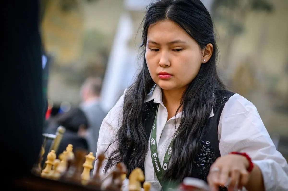 Бибісара Асаубаева ФИДЕ үміткерлер турнирінде көш бастады