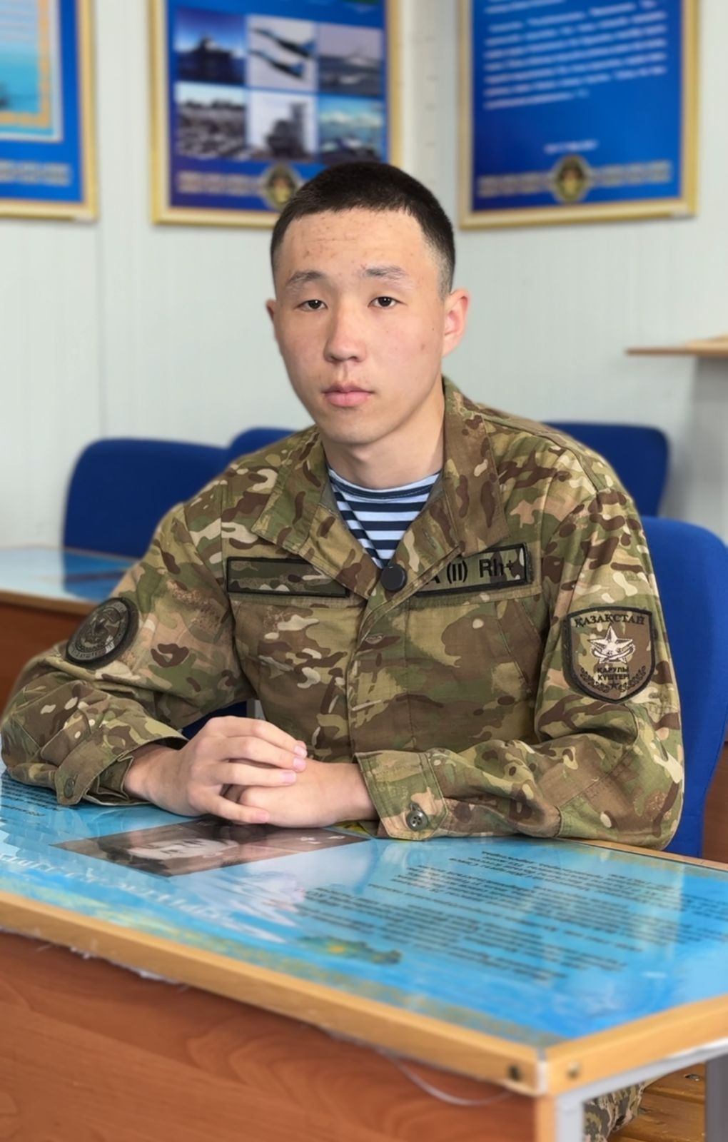 Матрос Айболат Сұлтанхан қытай және қазақ тілдерінде еркін сөйлейді