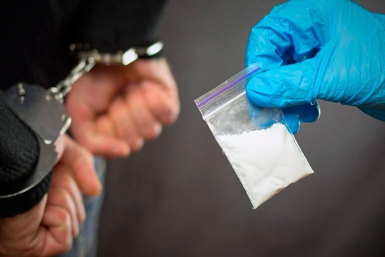 В Тупкарагане мужчину арестовали на 10 суток за употребление наркотиков