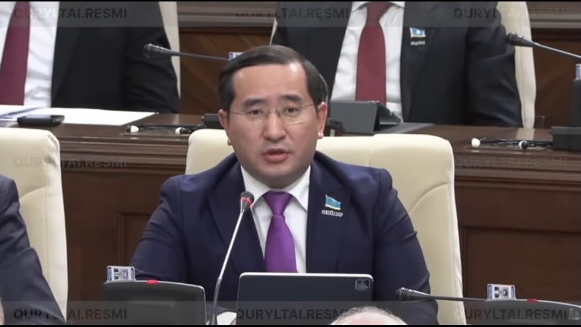 Аббат Өрісбаев: Мұнай өнімдерін жеткізудің балама бағыттарын алдын ала қамтамасыз ету қажет