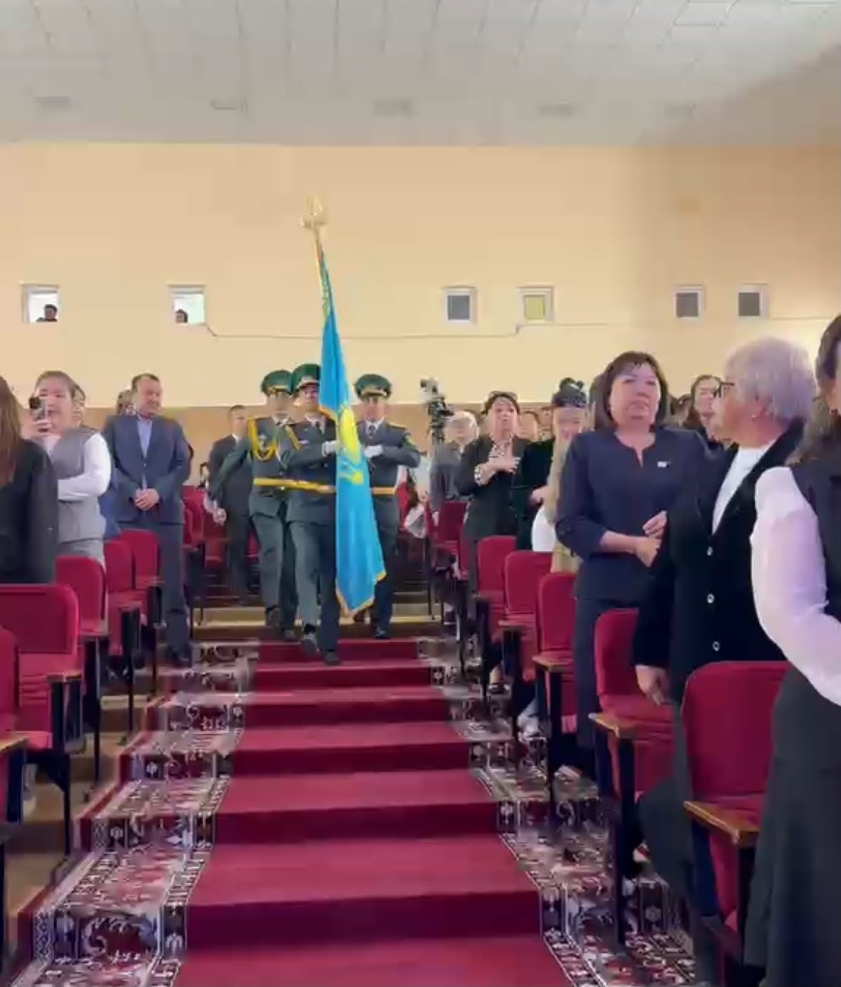 В Мунайлинском районе отметили День Республики