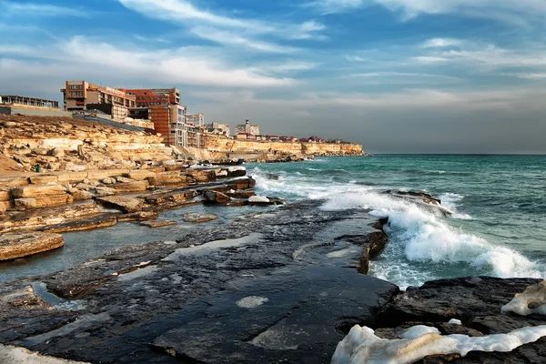 Президент призвал объединить усилия для сохранения Каспийского моря.