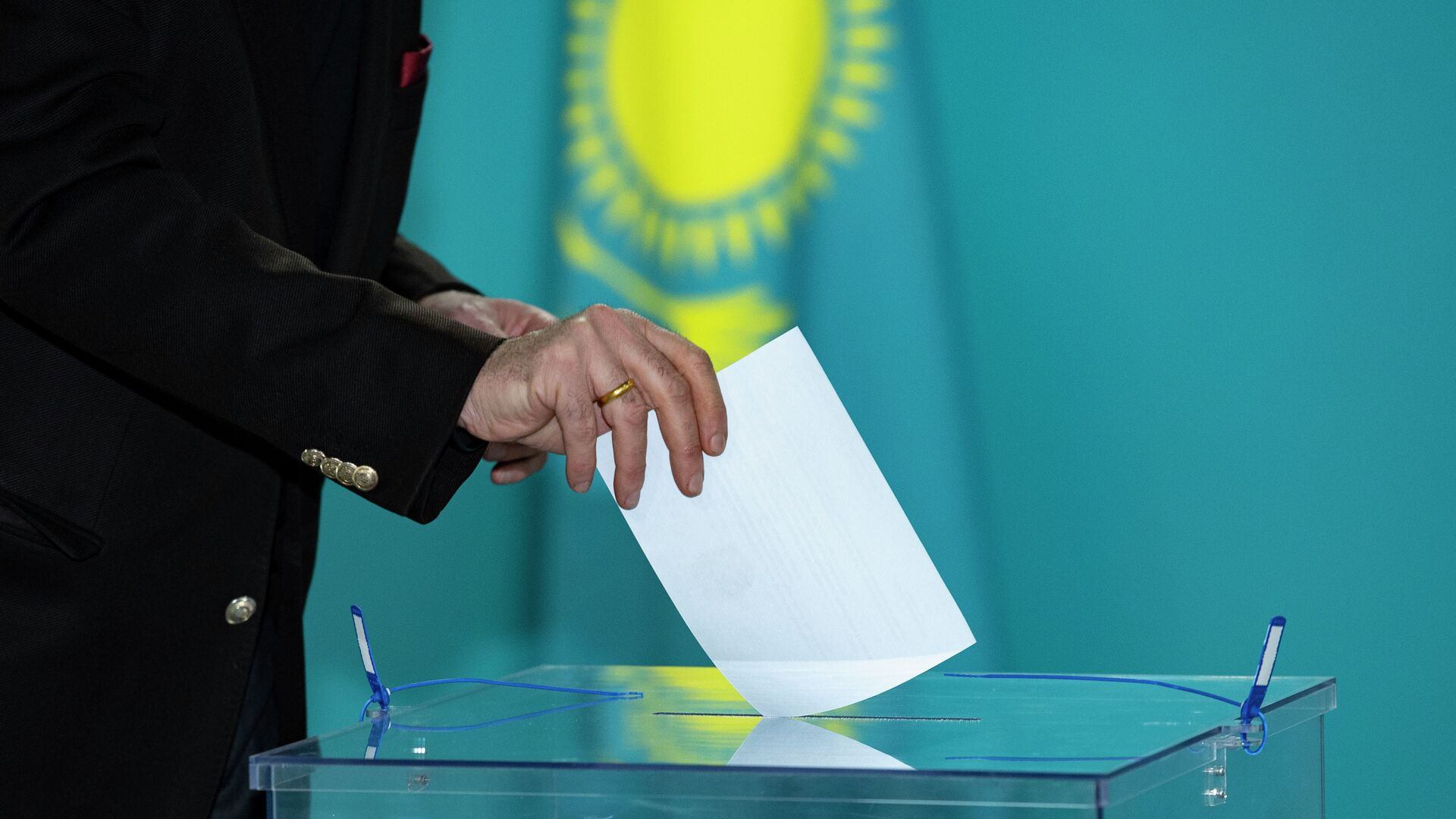 Құрылтай: Саяси партияларға қандай жауапкершілік артады?