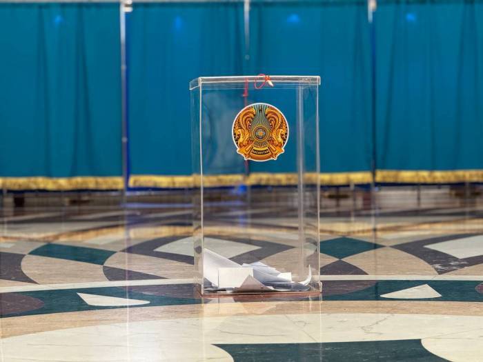 Озвучены результаты экзитполов по референдуму