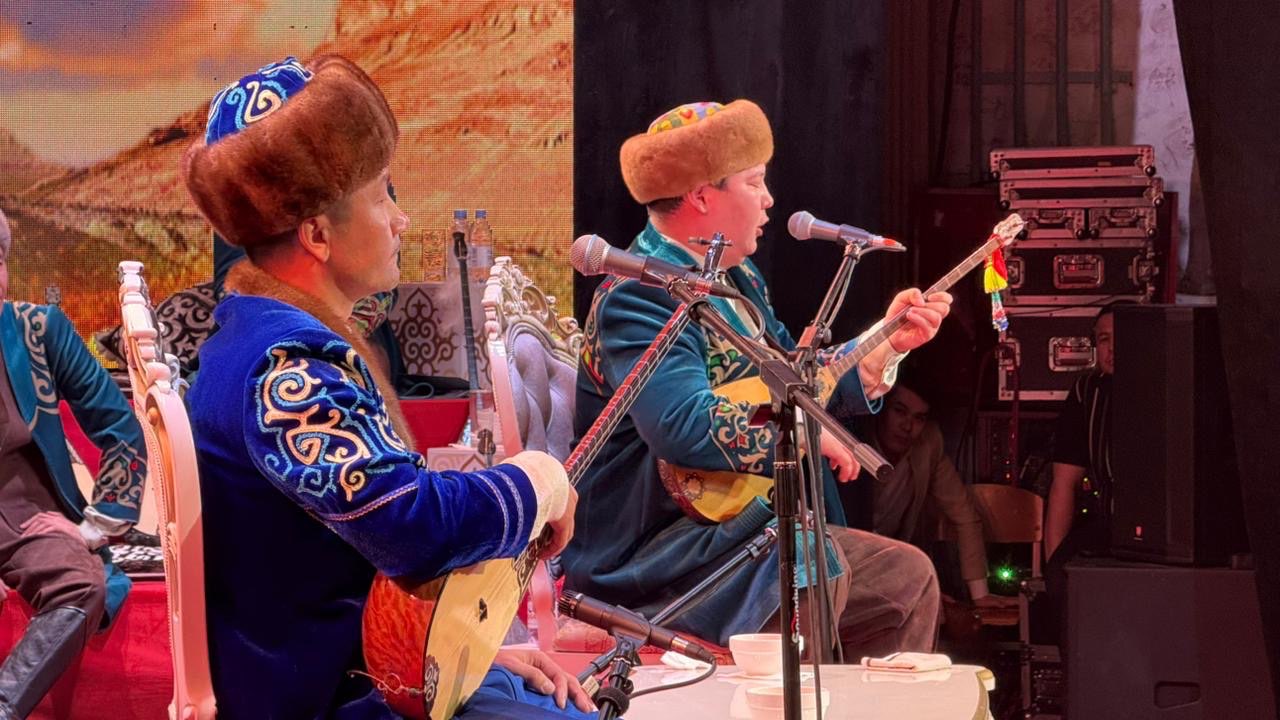 Жаңаөзенде «Бес асыл» республикалық командалық айтысы басталды