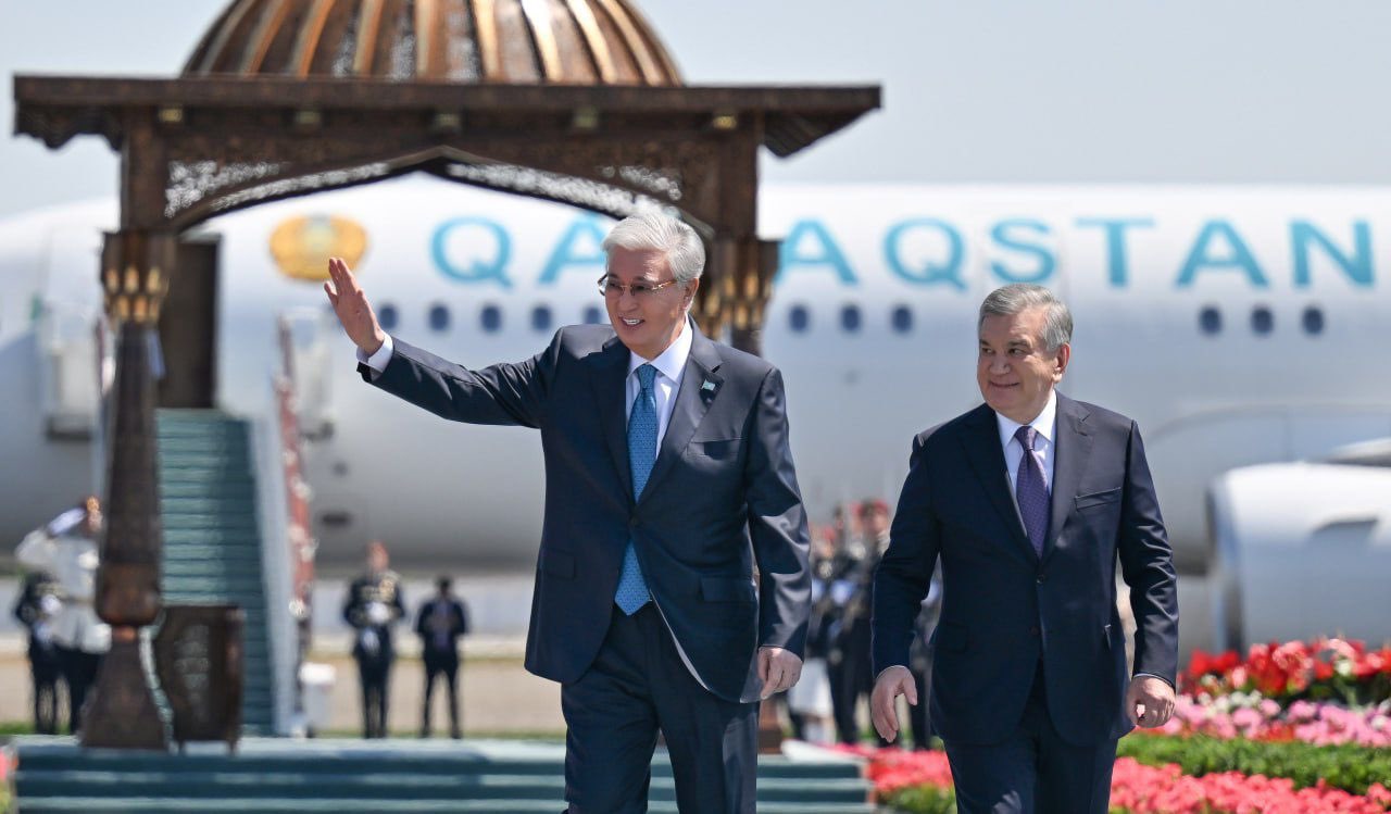 Мемлекет басшысы Қасым-Жомарт Тоқаев Өзбекстанға жұмыс сапарымен барды