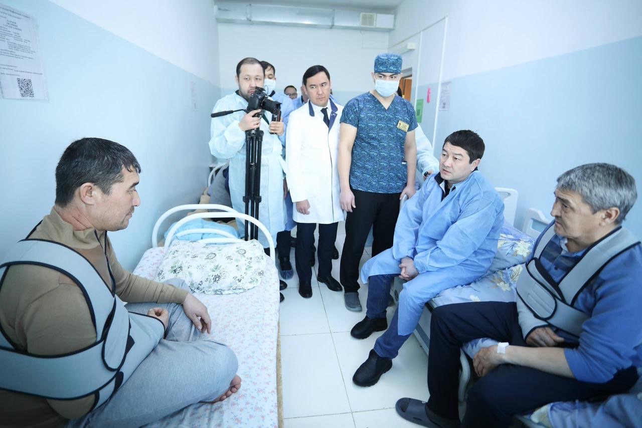 Нұрдәулет Қилыбай Бейнеу ауданында жол апатынан зардап шеккендердің хал-жағдайын білді