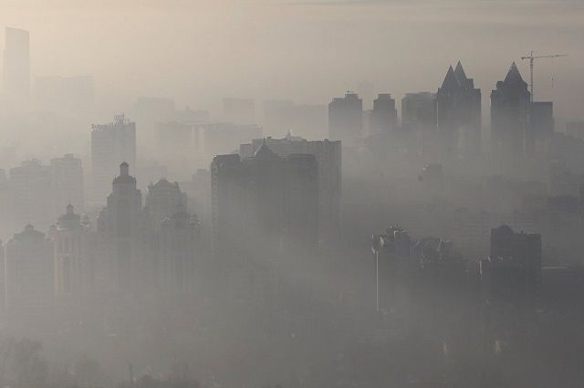 Жителей Актау предупредили о повышенном загрязнении воздуха