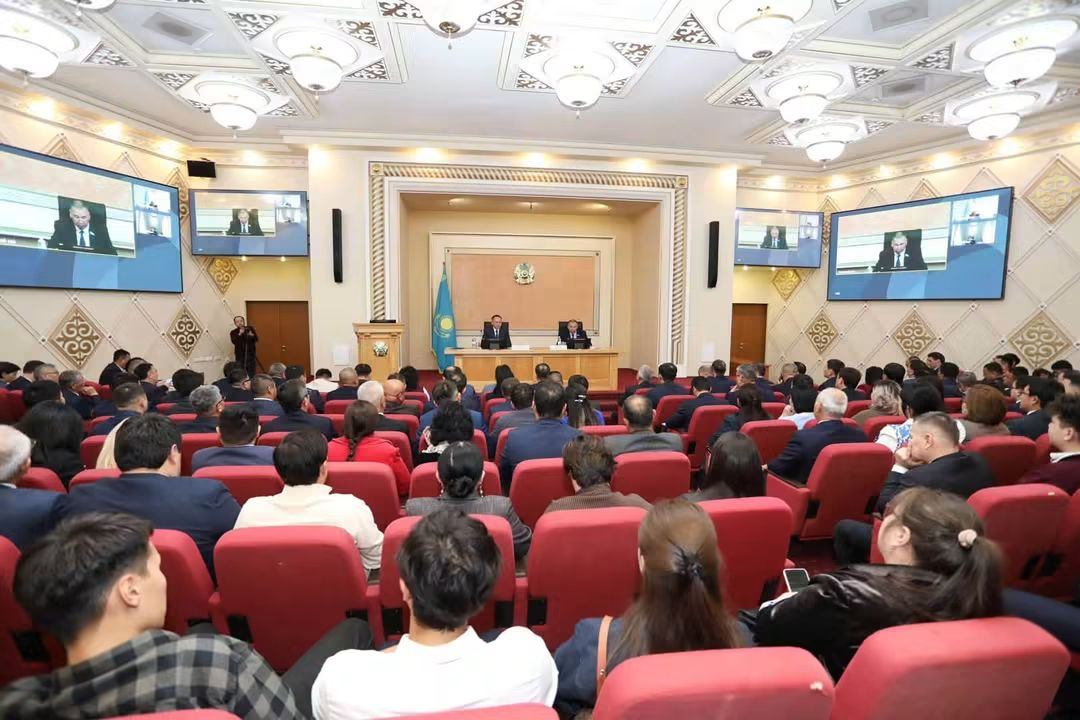 В Мангистауской области состоялась внеочередная 30-я сессия областного маслихата