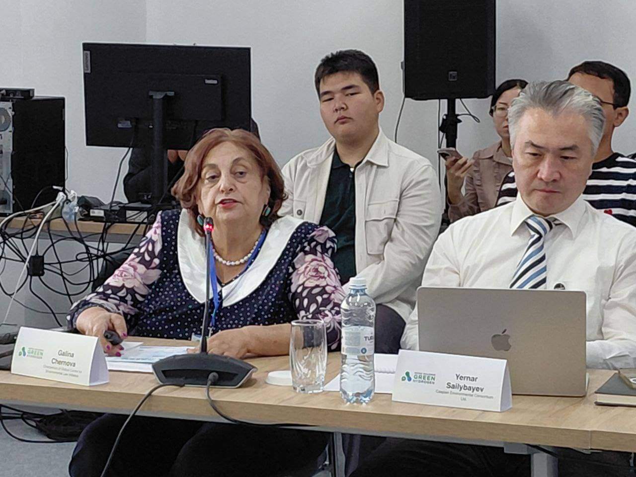 Ақтауда қоғамдық ұйым өкілдері Каспийді құтқару жөніндегі ұсыныстарын айтты