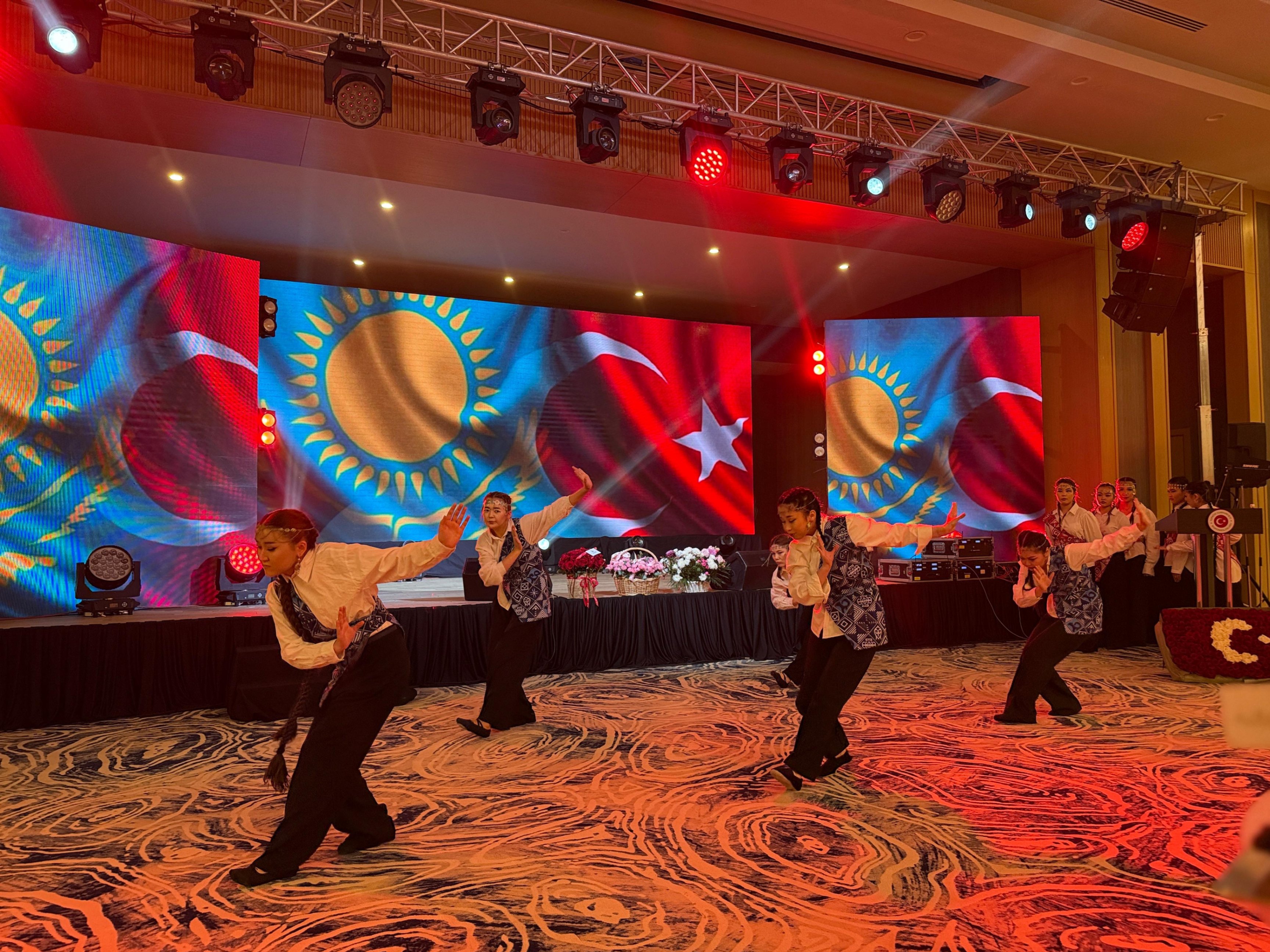 В Актау отметили 102-летнюю годовщину   Турецкой республики