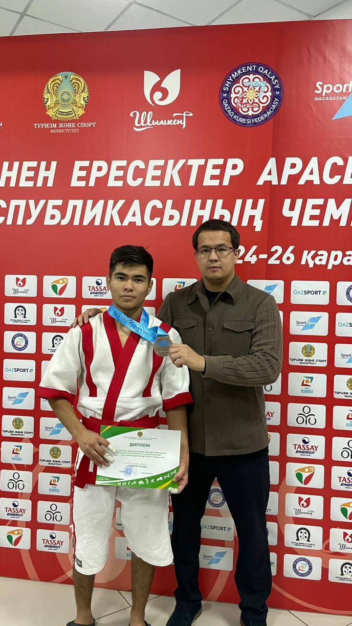 Мангистауский борец Диас Жолдыбаев завоевал бронзу чемпионата страны по казакша курес