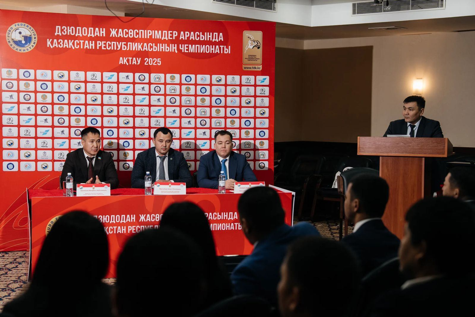 В Актау начался чемпионат Казахстана по дзюдо среди подростков