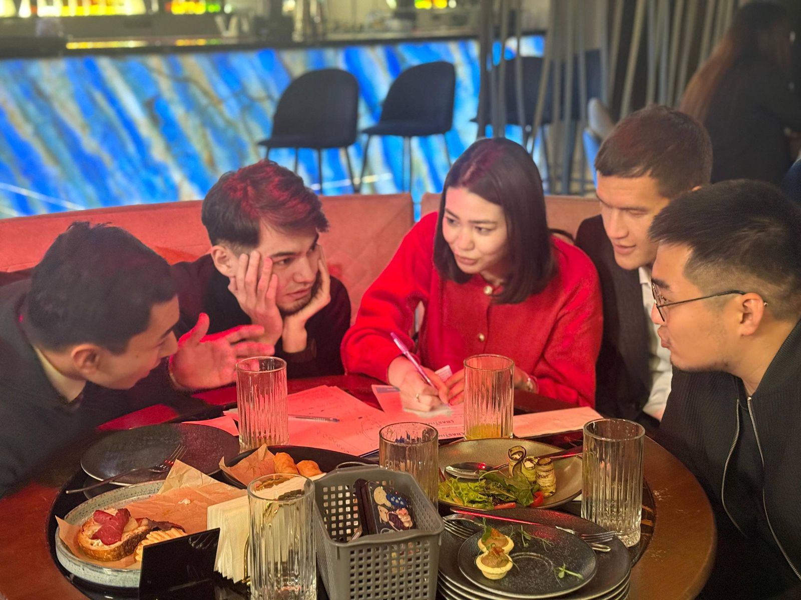 «Закон и порядок»: в Актау прошёл интеллектуальный турнир для государственных служащих