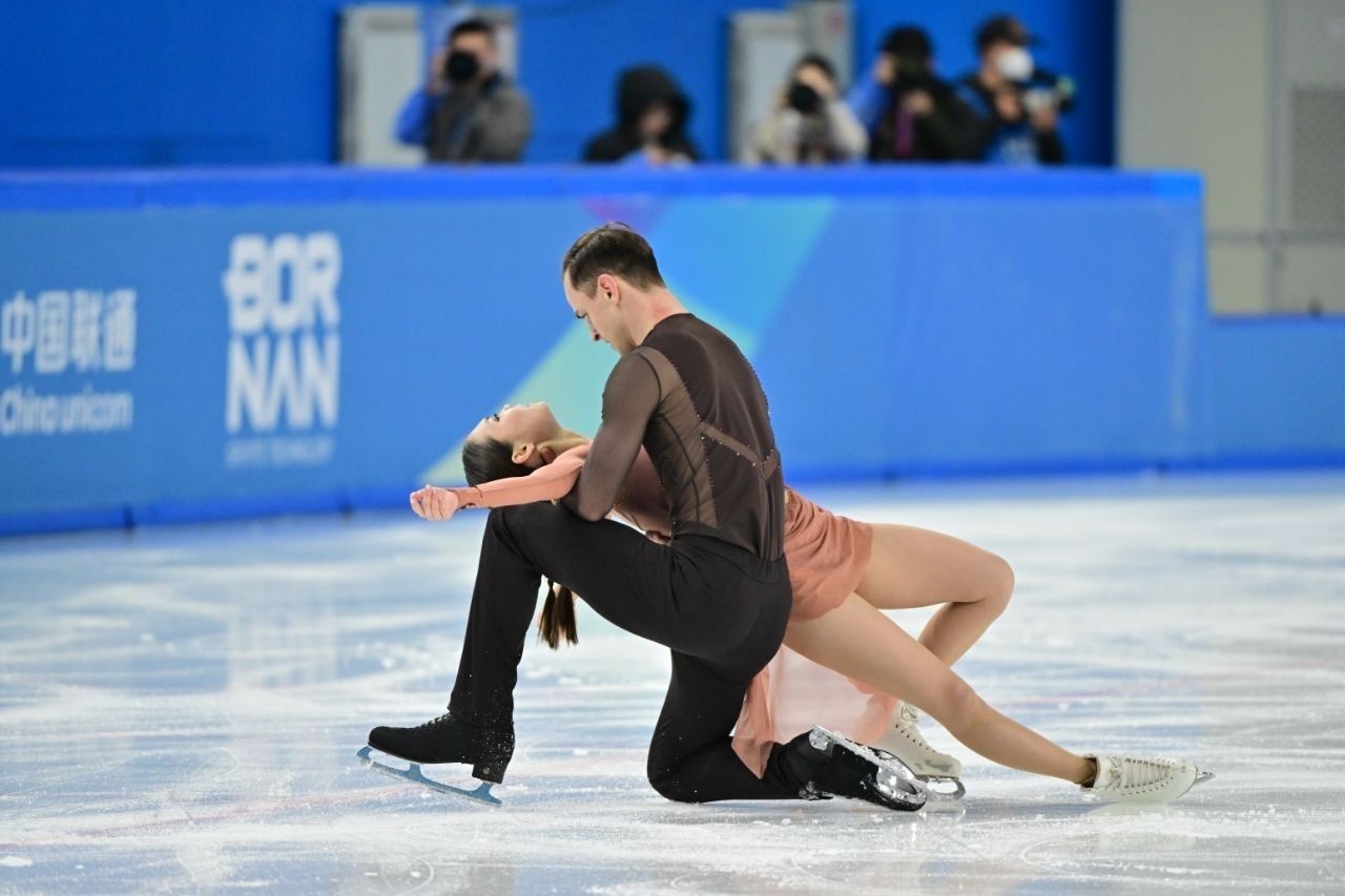 Актaуская фигуристка Гаухар Наурызова выступила в парном разряде на чемпионате четырёх континентов