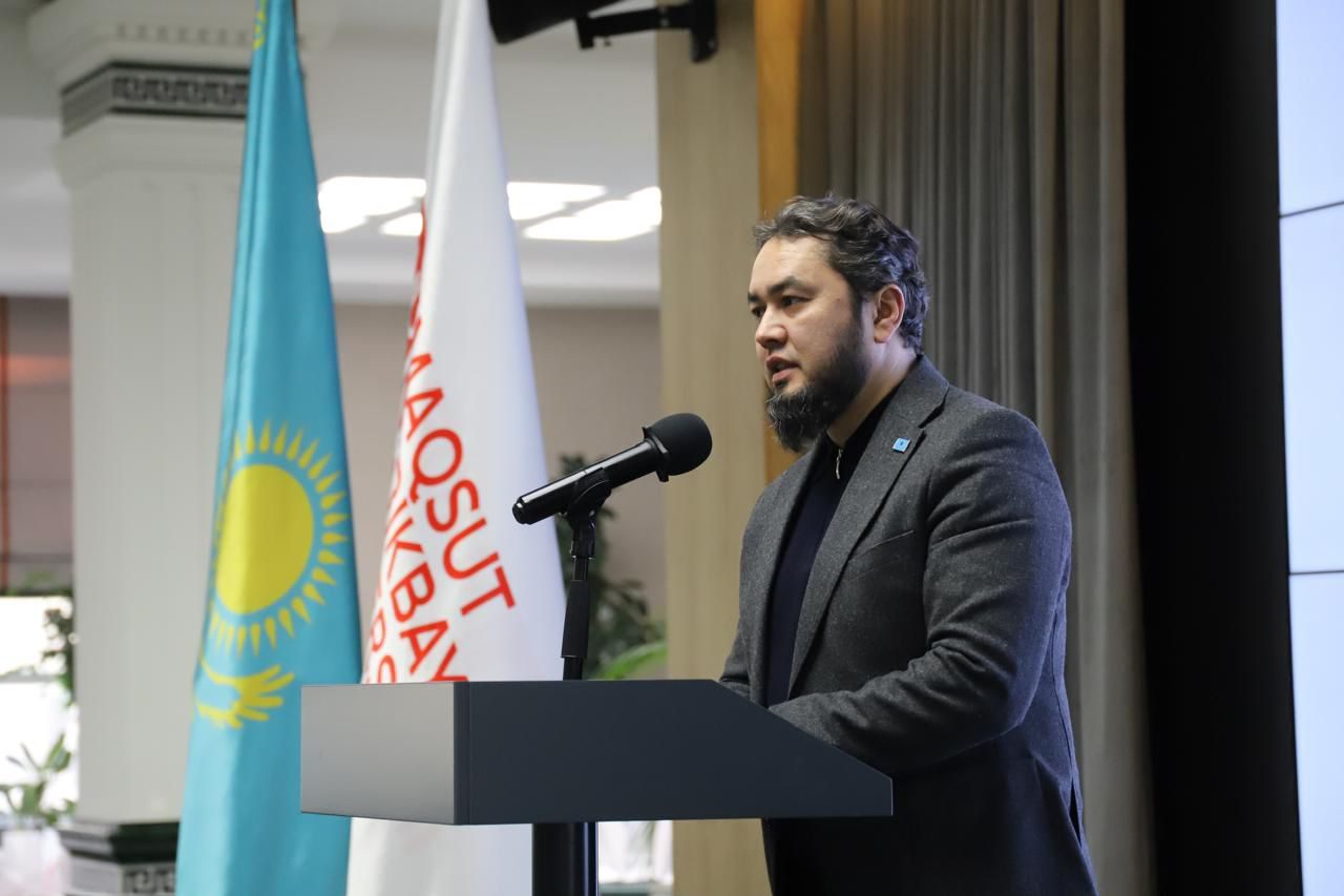 Студенттермен кездесуде жаңа Конституция жастарға елеулі мүмкіндіктер ашатыны атап өтілді