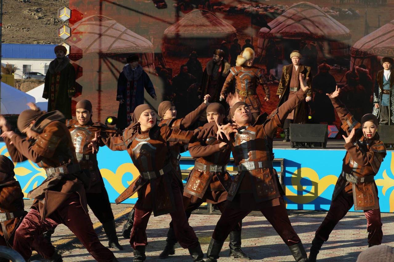 Отпан тау баурайында облыс өнерпаздары жоғары деңгейде өнер көрсетті