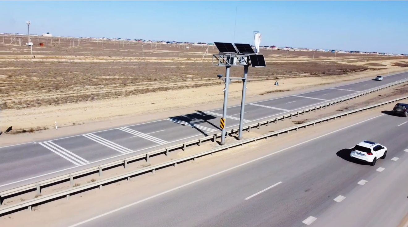 В Мангистау усилят контроль на дорогах: с 3 апреля новая система будет фиксировать использование телефона за рулём