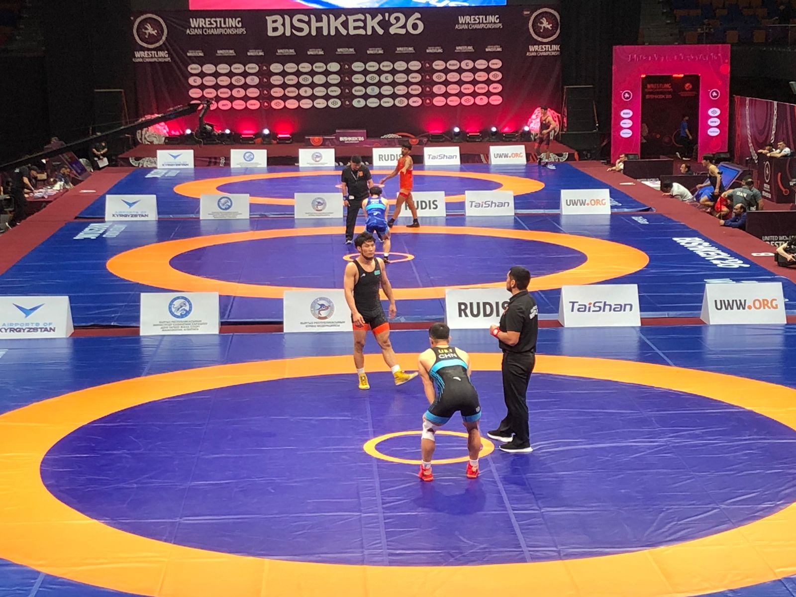 Азия чемпионаты: Қазақстан құрамасының 4 балуаны жартылай финалға шықты