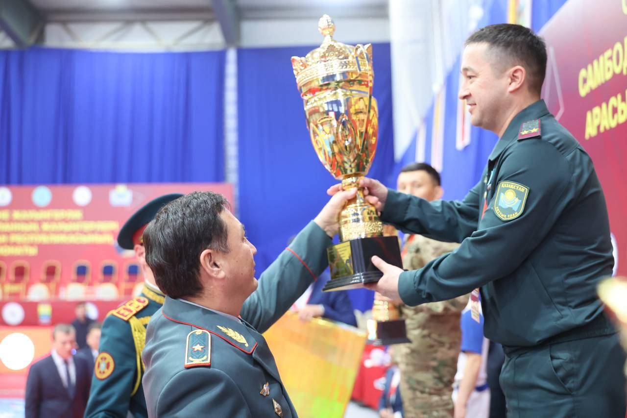 Западные гвардейцы стали чемпионами   по спортивному и боевому самбо