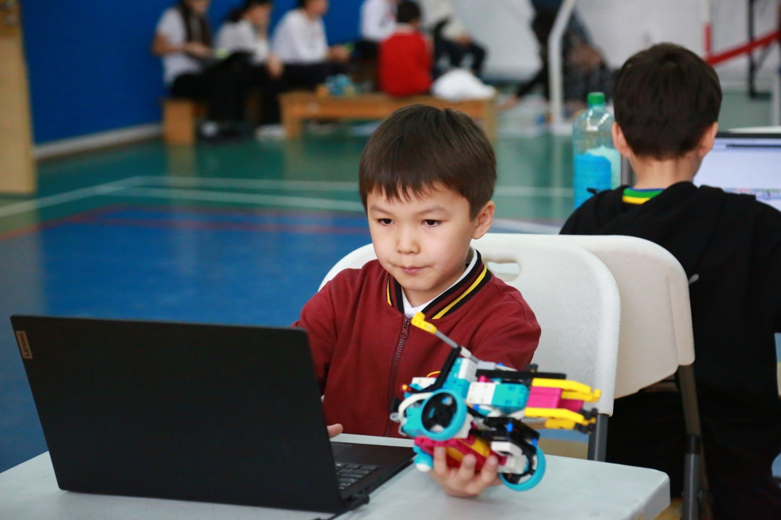 В Актау проходит региональный этап соревнований по робототехнике «WRO-2026»
