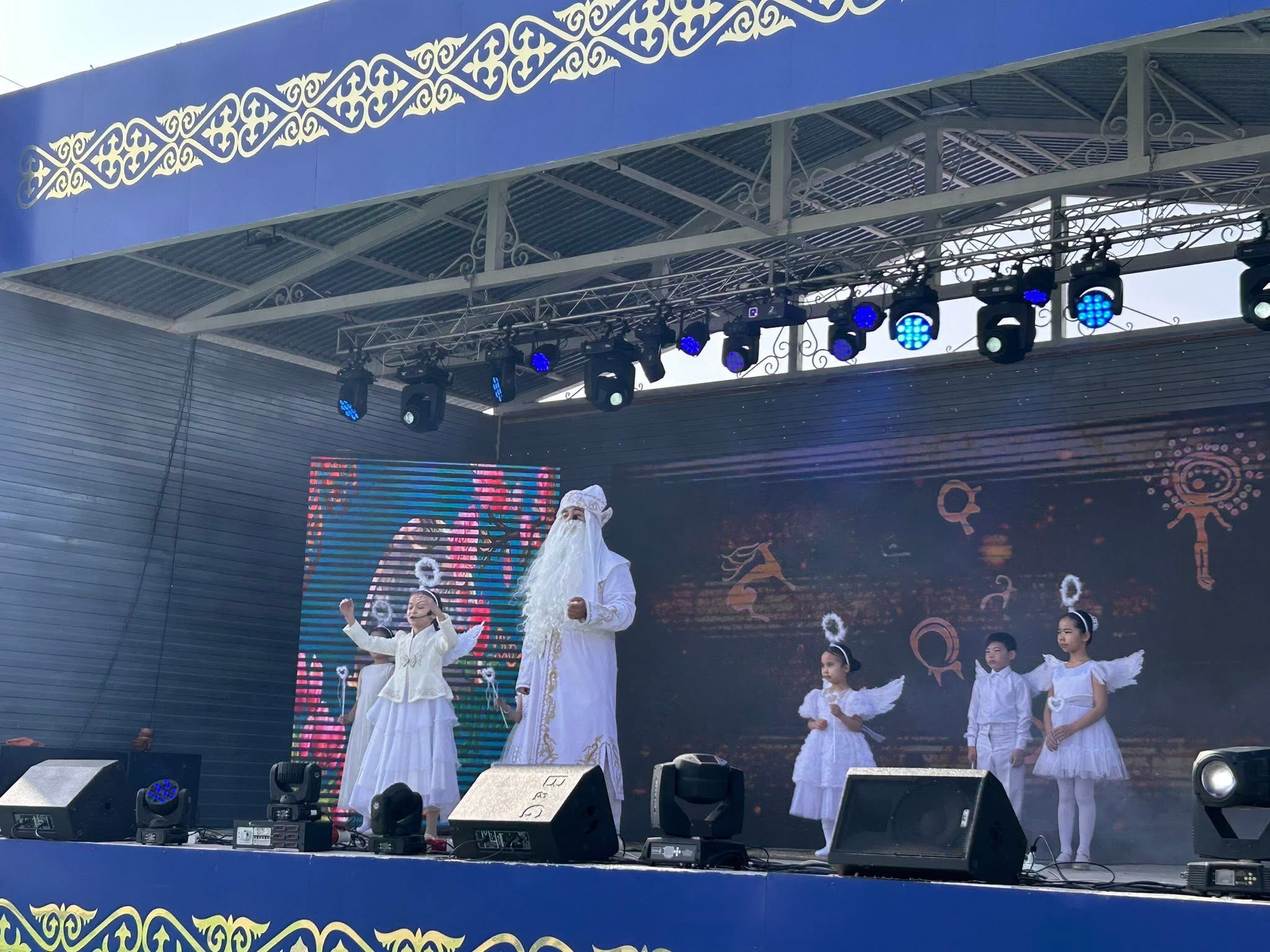 Биыл түпқарағандықтар Наурыз тойын Форт-Шевченко қаласының 180 жылдық мерейтойымен қатар тойлады