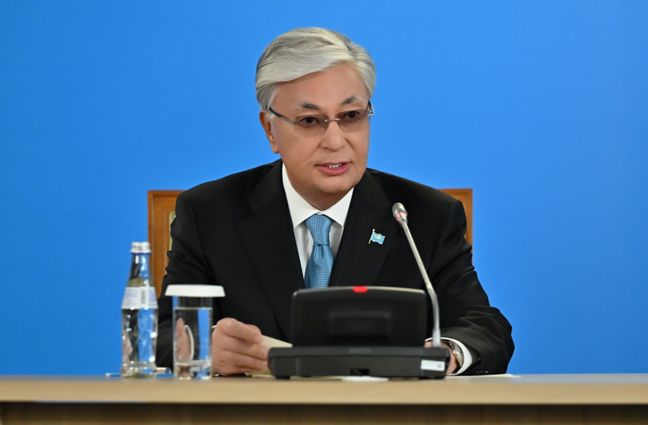 Президент Абай Құнанбайұлының 180 жылдық мерейтойымен құттықтады