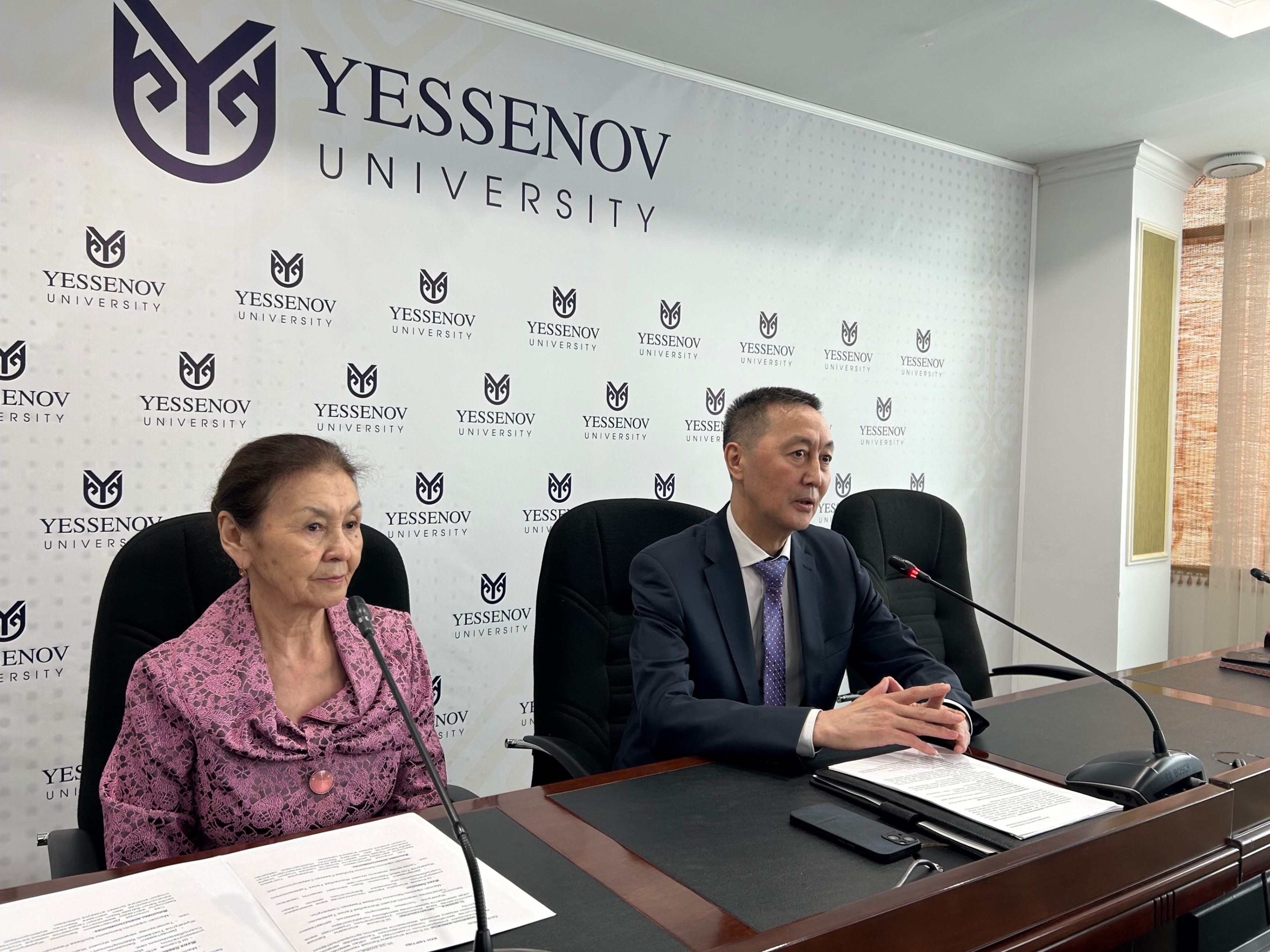 Ақтауда студенттер мемлекеттік қызметке жұмысқа орналасу мүмкіндігін талқылады