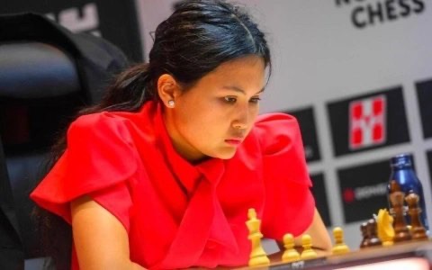 Бибисара Асаубаева вышла в четвертьфинал турнира Women’s Speed Chess Championship 2026