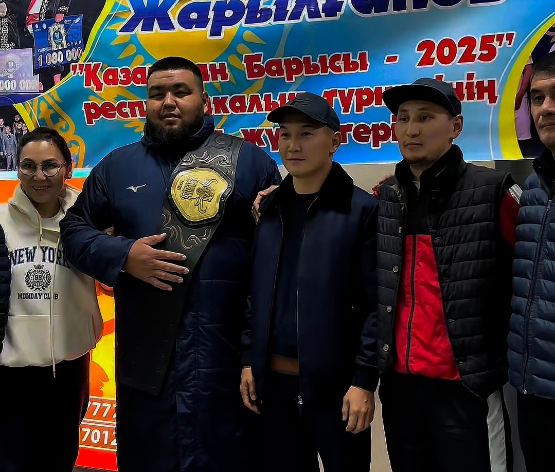 Мангистаусцы с почётом встретили «Кара бура» Нурдаулета Жарылгапова