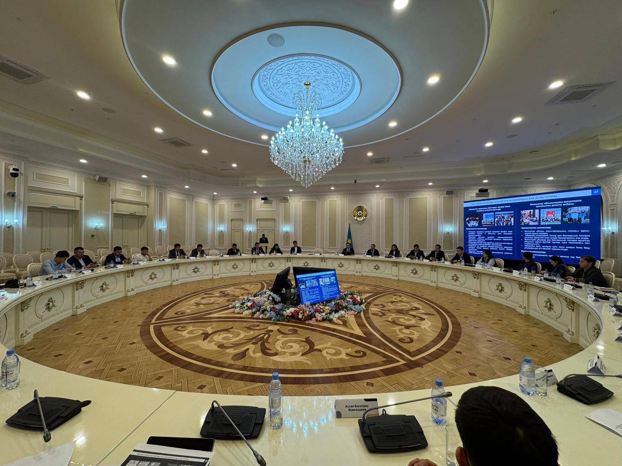 Өңір жастарының өзекті мәселесі жастар кеңесінің басты назарында