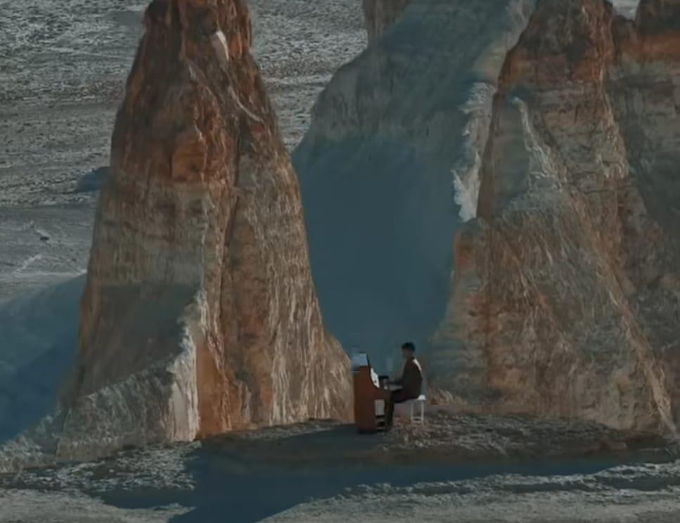 На Бозжыра зазвучали мировые хиты