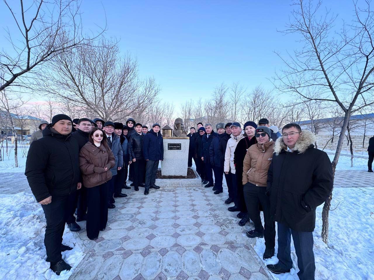 Бейнеу ауданында «Құрылысшы» шағын архитектуралық мүсіні ашылды