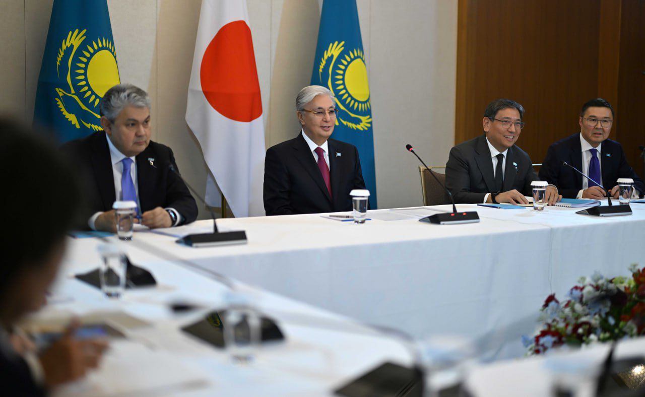 Мемлекет басшысы Жапония Парламентінің Қазақстанмен достық лигасы мүшелерімен кездесті
