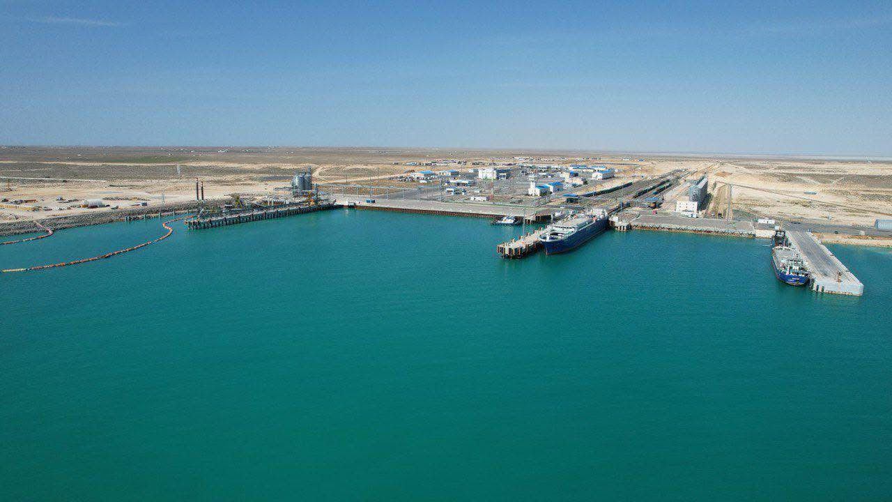 Гольф-клуб, аэропорт, металлургия и машиностроение: На территории СЭЗ «Морпорт Актау» реализуют 16 проектов