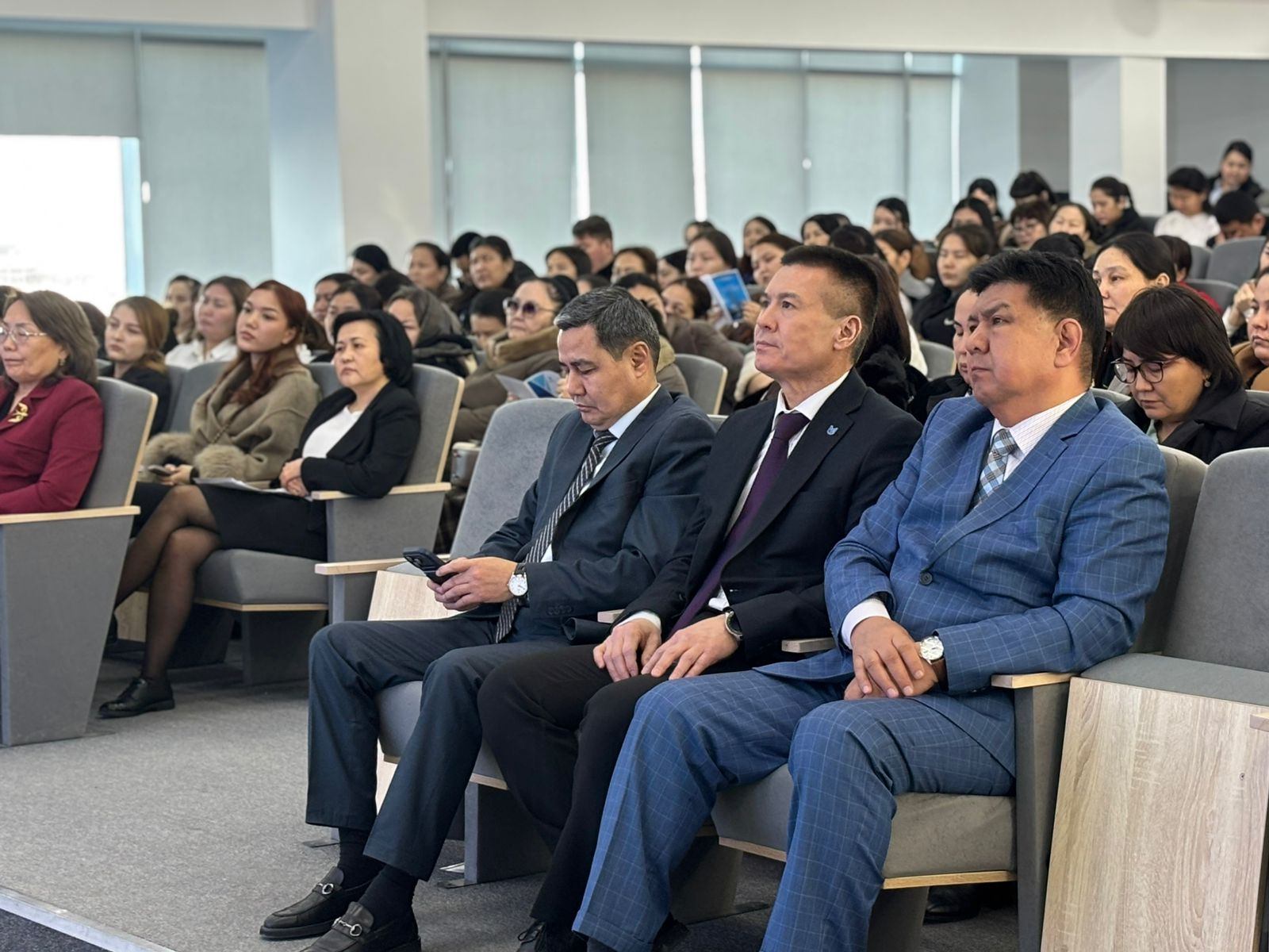 Педагогов Мангистау обучают современным инструментам профориентационной работы