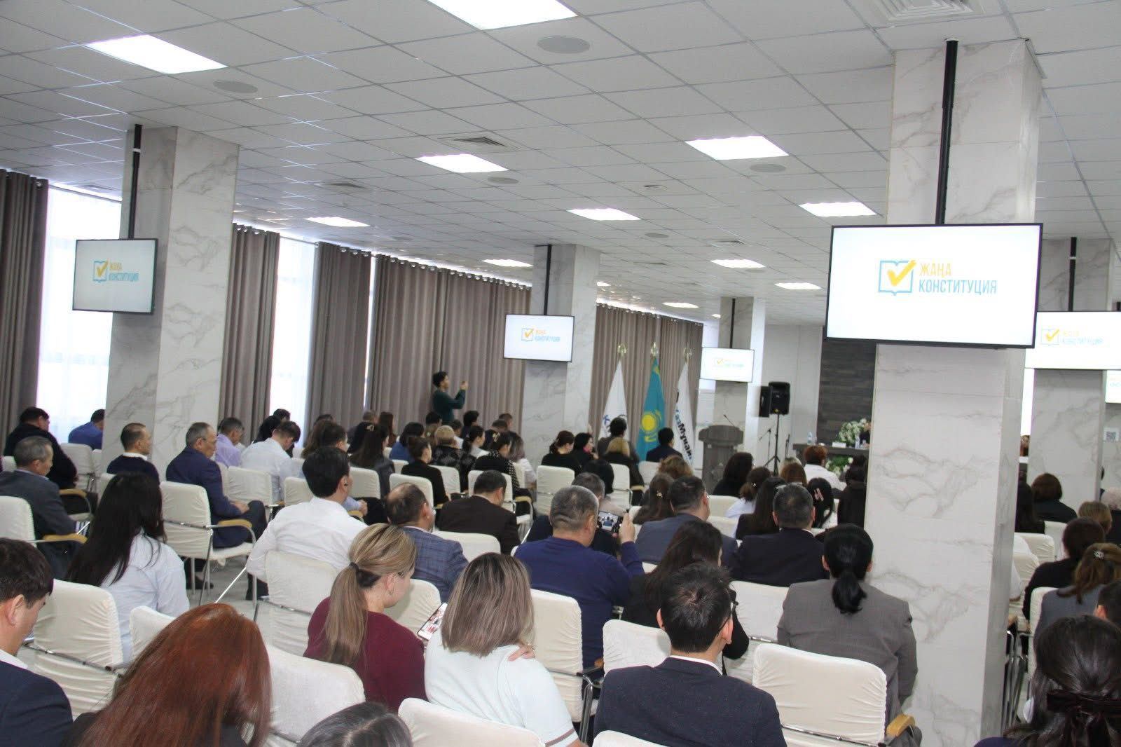 Сотрудники научно-исследовательского и проектного института нефтегазовой отрасли примут участие в референдуме