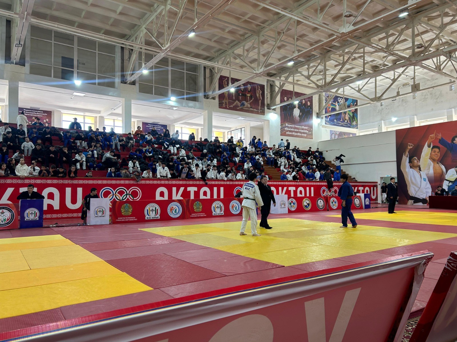 В Актау проходит республиканский турнир по дзюдо среди подростков