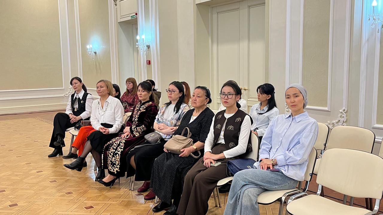 В Актау отметили 70-летний юбилей ветерана музейного дела Тамары Калмырзаковны