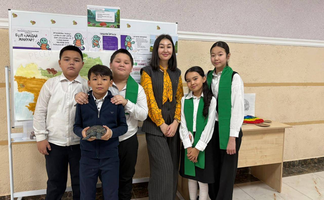 Актауский педагог делает удобрения из отходов