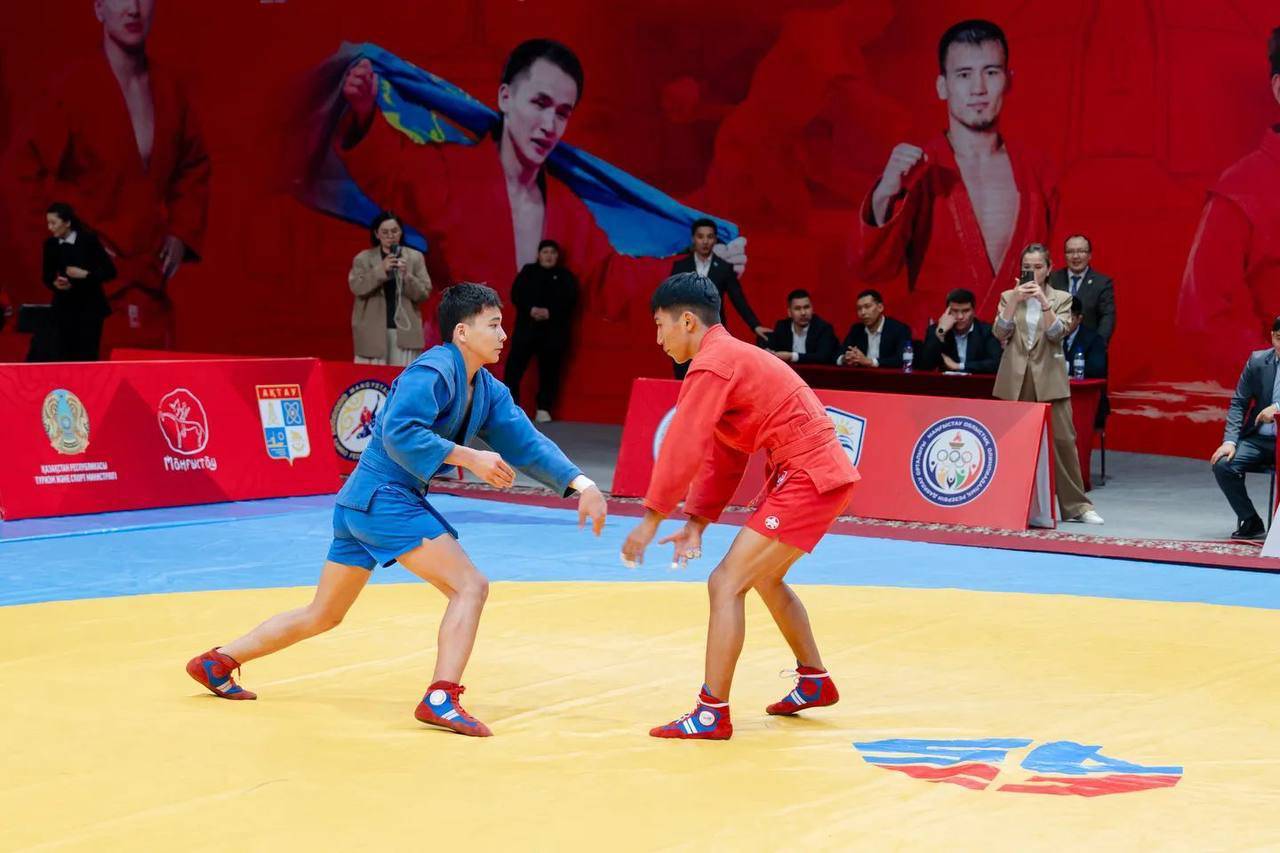 В Мангистау стартовал чемпионат страны по спортивному и боевому самбо