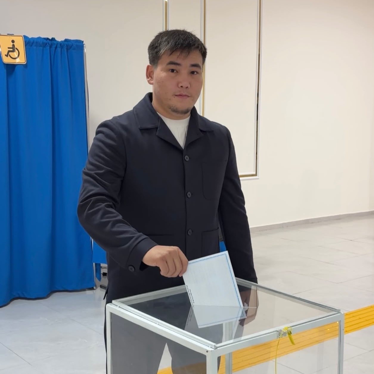 Дзюдодан жоғары санатты жаттықтырушы Төреекен Қобланов сайлауда таңдауын жасады