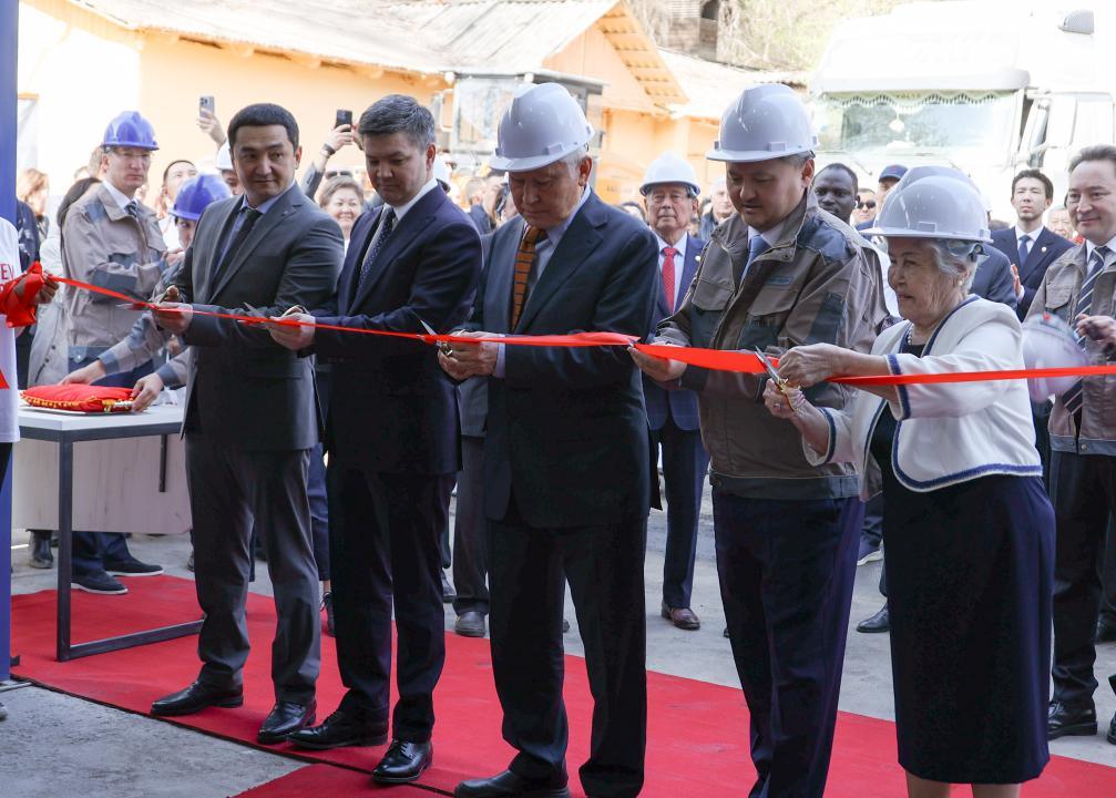 Мемлекет басшысының тапсырмасы: Қазақстанда отандық ғалымдардың әзірлемелері негізінде жаңа зауыт іске қосылды