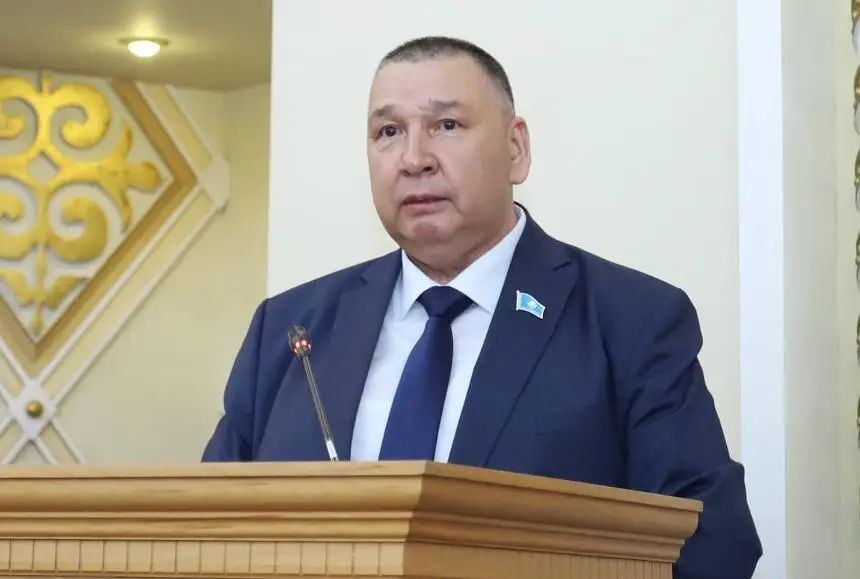 Жаңбырбай Матаев: Сайын Шапағатов – Маңғыстаудың мақтаны, елдің ері