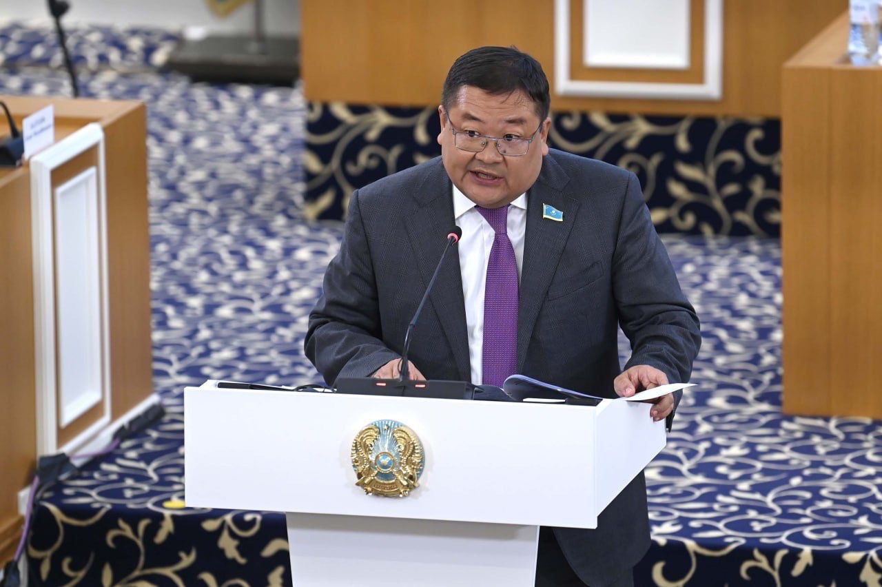 Айдос Сарым Конституциялық реформа туралы пікір білдірді