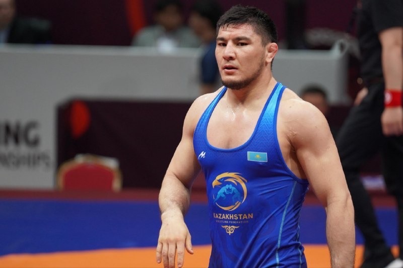 Сақаев пен Дәулетбеков Азия чемпионатының жартылай финалында сүрінді