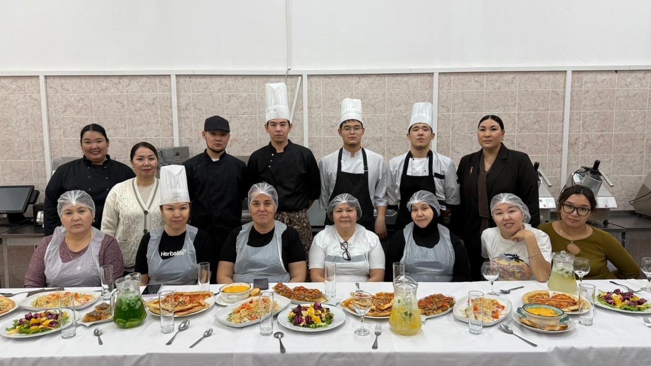 Ерекше баласы бар аналар тегін аспаздық мастер-класстан өтті