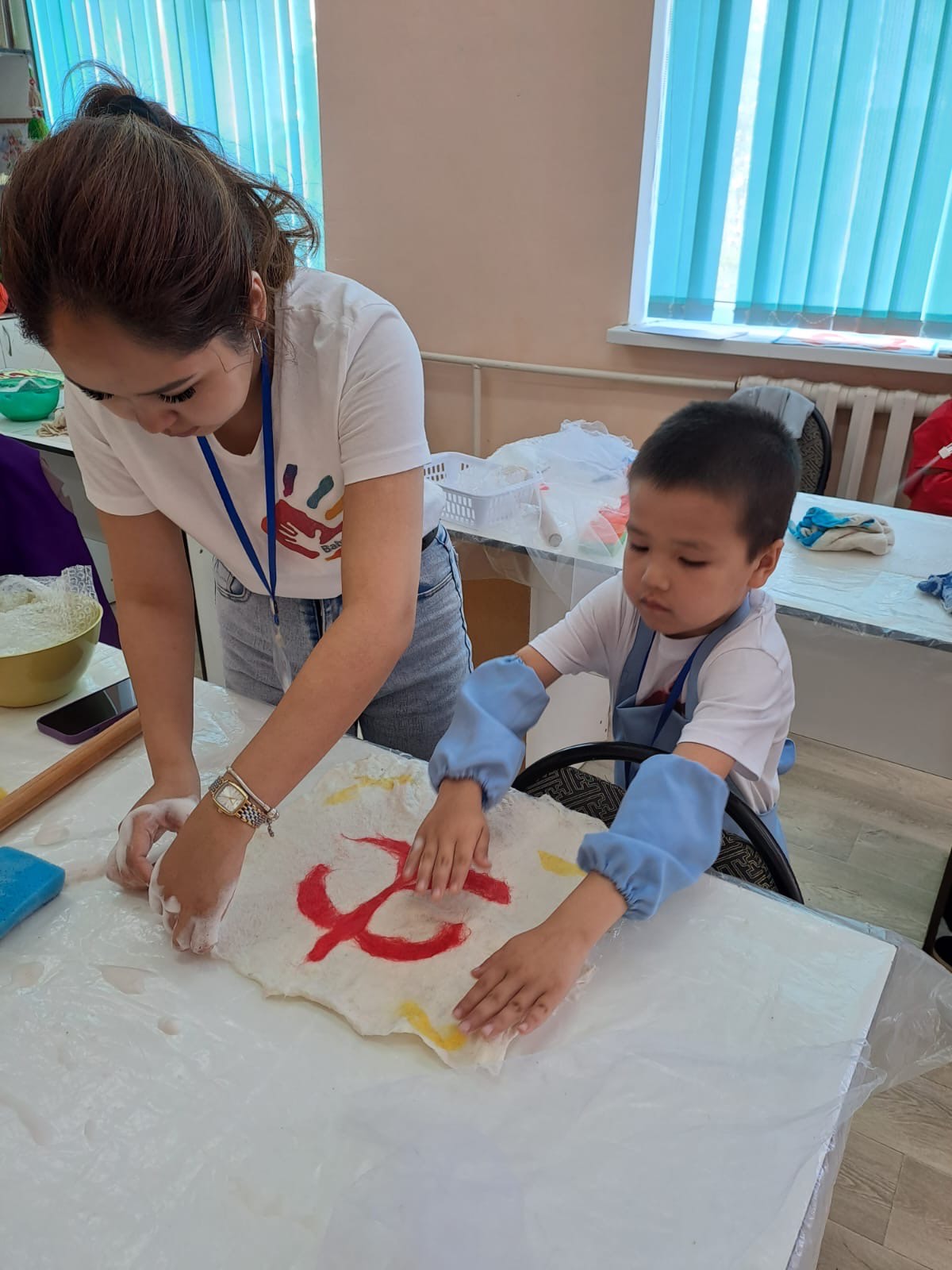 «Президент болғым келеді»: Ақтаудағы балабақшада балалар түрлі мамандықпен танысады
